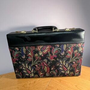 Vintage American Tourister Floral Tapestry Briefcase Atachè Case Black Combo